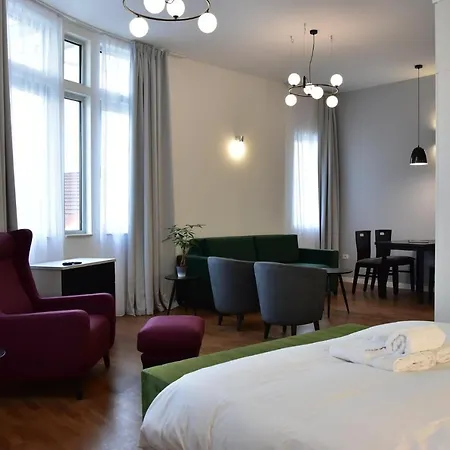 Osten Art Hotel 4*